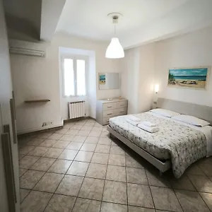 Apartment Casa Naldi, Florence